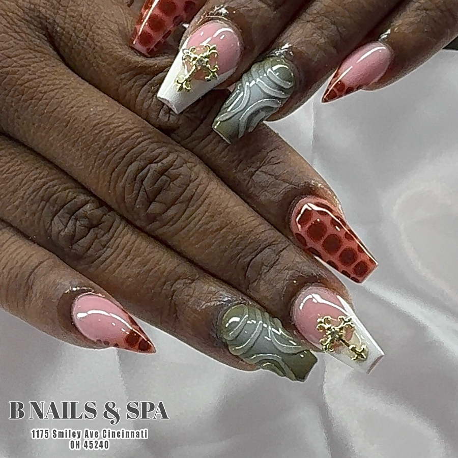 B Nails & Spa